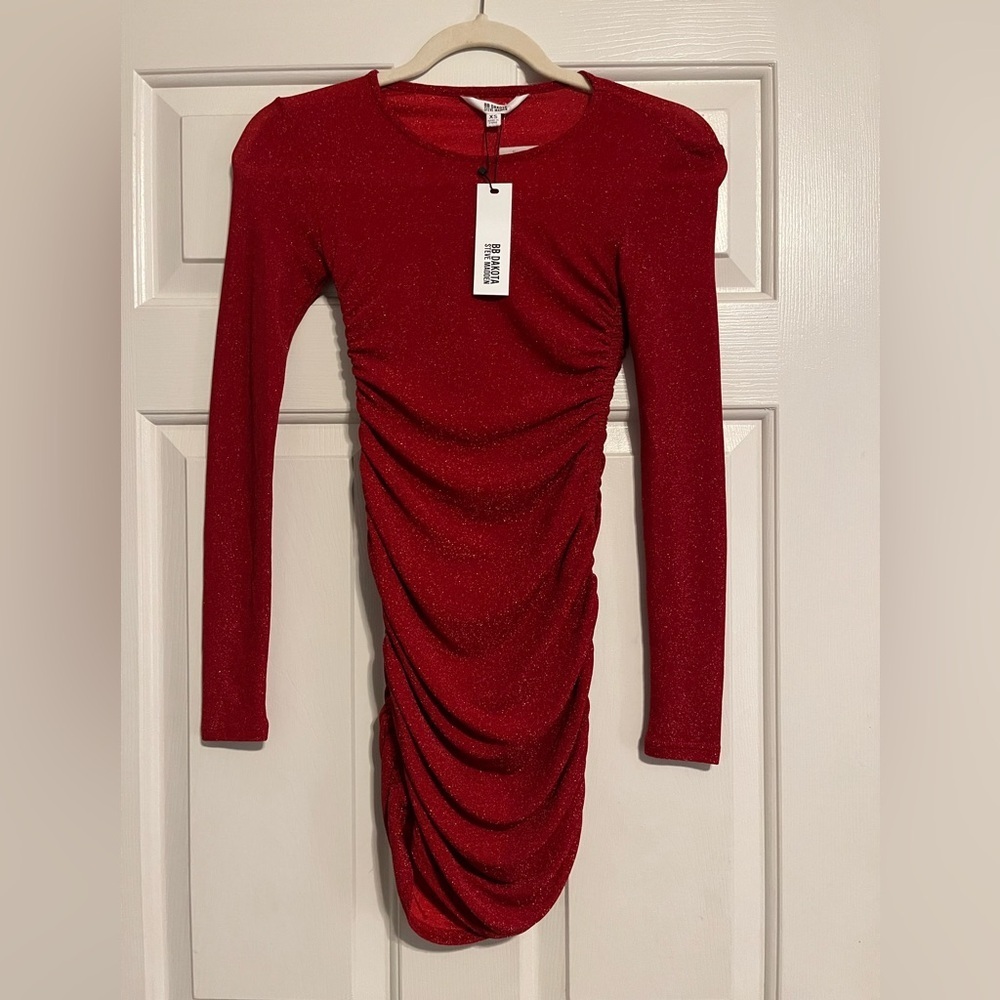 BB Dakota Sparkling Red Long Sleeve Dress - Picture 1 of 3